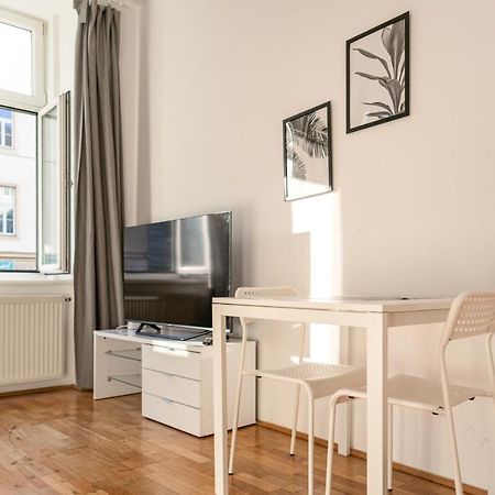 Comfortable 3Br Shared Apart. - Suitable For Long Stays Vienne Extérieur photo